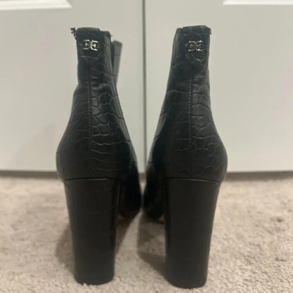 Sam Edelman Black Slip on Leather Heeled Booties Women’s Size 8